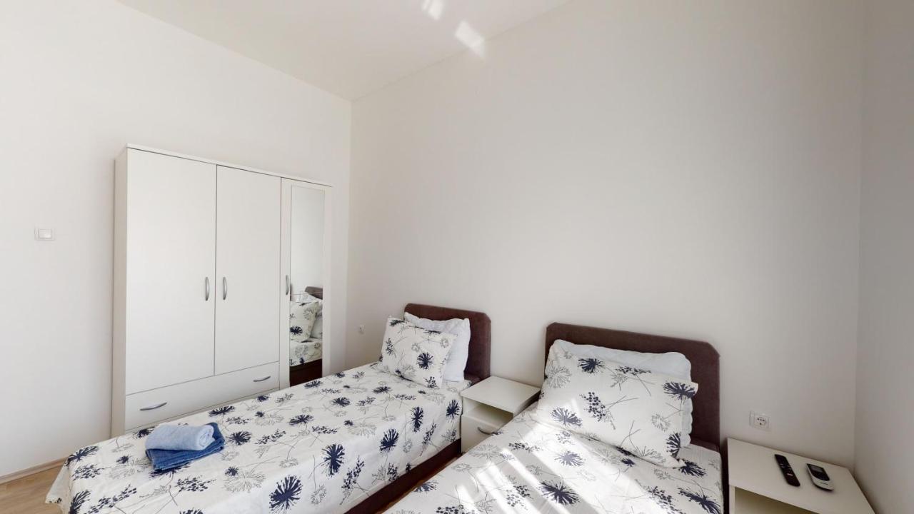 Apartma Mima *