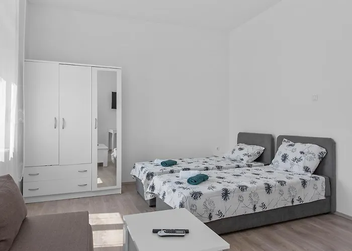 Mima Apartments